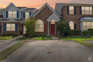 Building Photo - 712 S Lake Cir