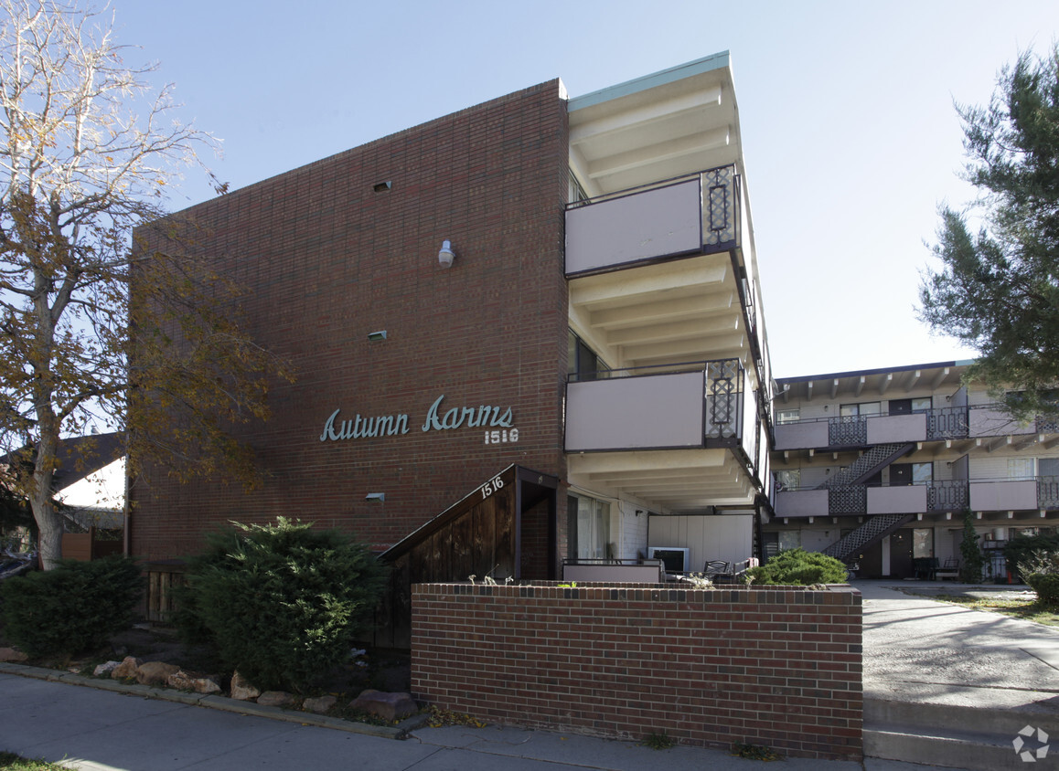 Foto del edificio - SloHi Flats