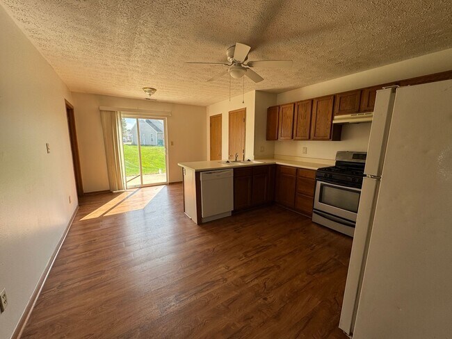 Foto del edificio - 1073 Fairlane Ct