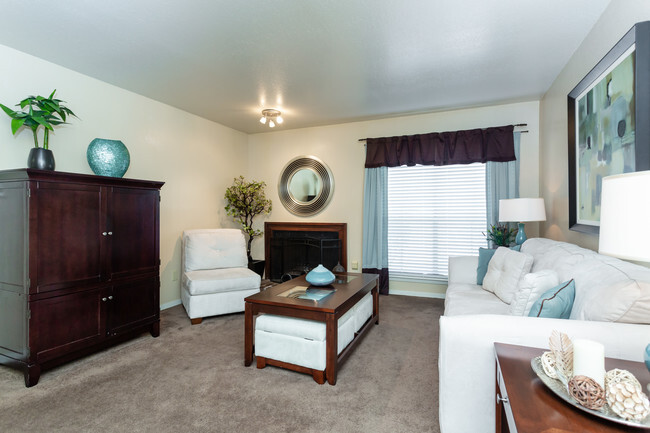 2BR,2BA-904sft - HILLSIDE APARTMENTS