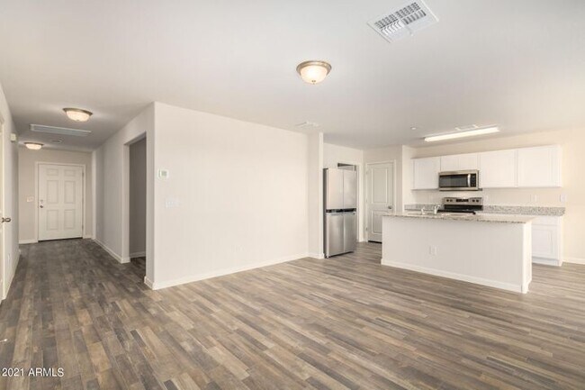 Foto del edificio - 1203 W Elm Ave