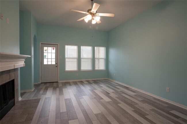 Building Photo - 70 N Forrest Ave