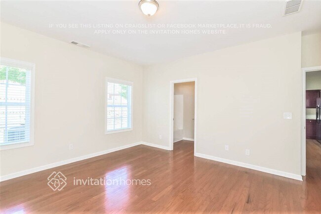 Foto del edificio - 3422 Rustic Trail Ln NE