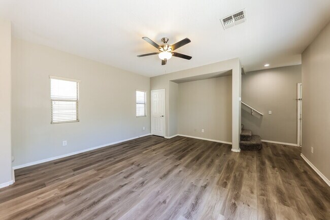 Foto del edificio - 14180 W Country Gables Dr