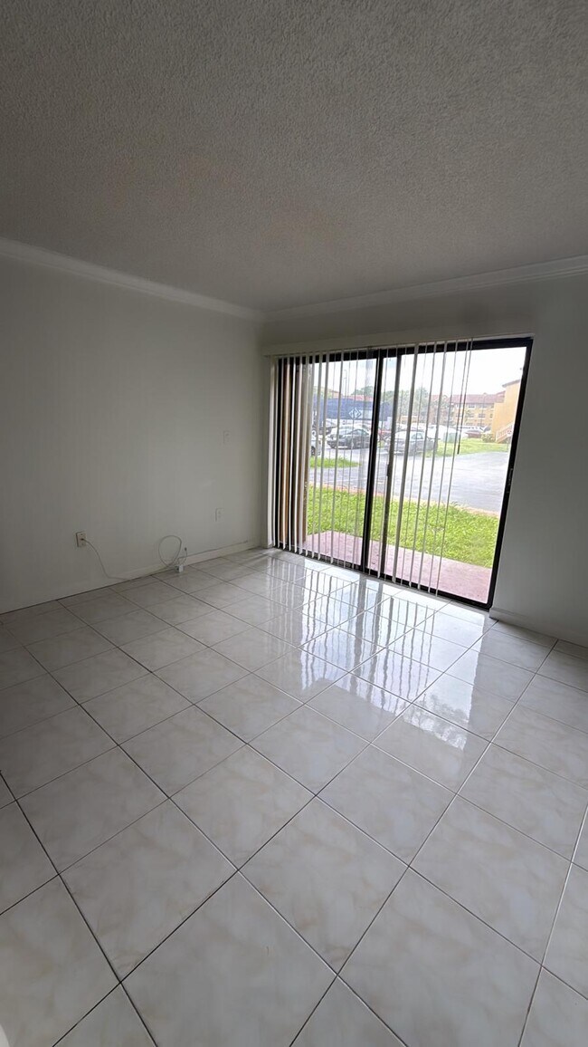 Building Photo - 15640 SW 80th St