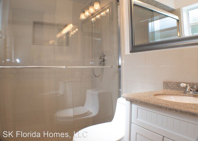 Foto del edificio - 3 br, 2 bath House - 808 Johnson St