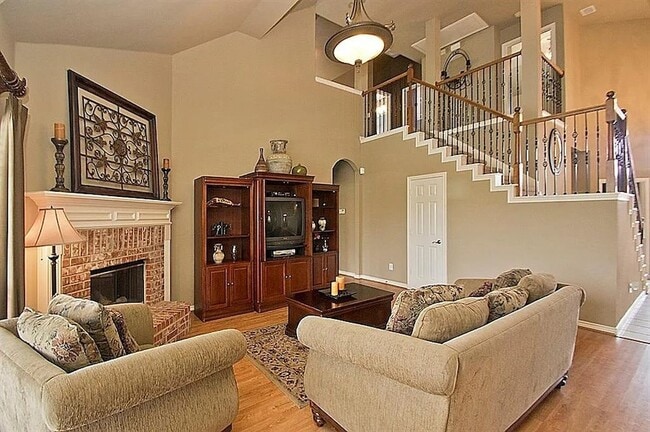 Building Photo - 10118 St Georges Dr