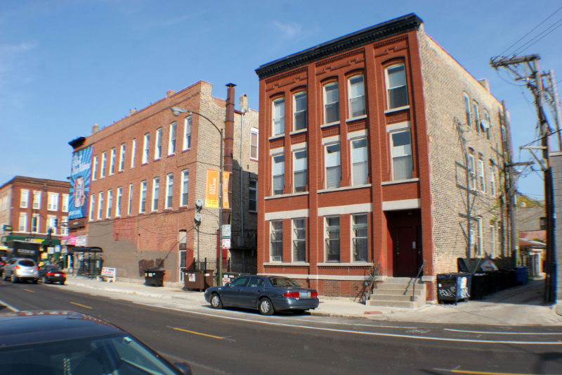 Building Photo - 1957 W Chicago Ave