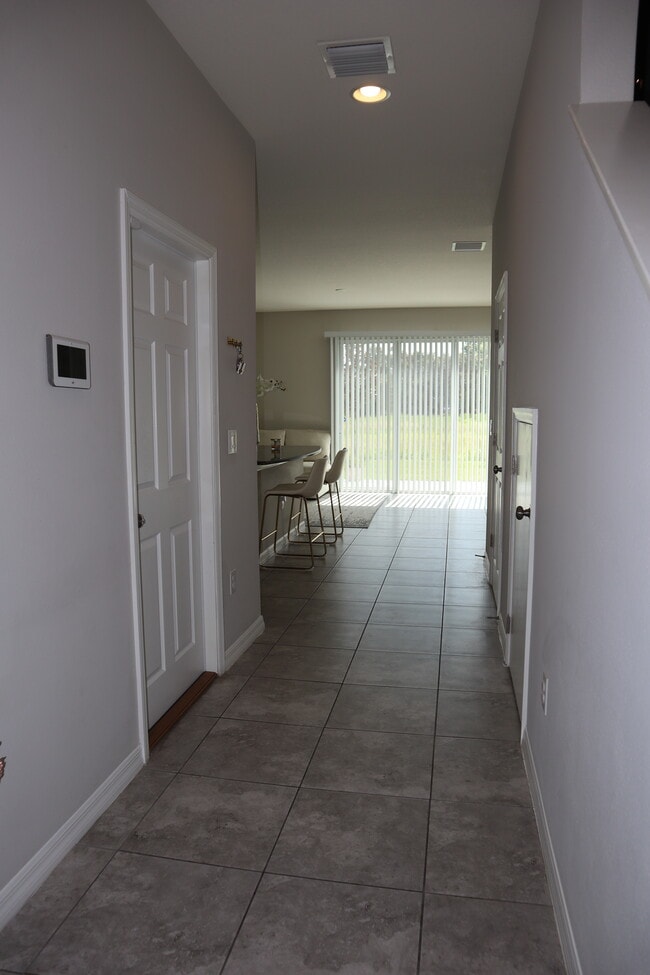 Building Photo - 7022 Grand Elm Dr