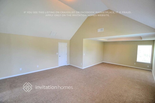 Building Photo - 3522 Umatilla Ln