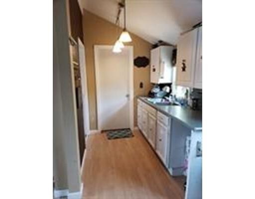 Building Photo - 17 Pine Trail
