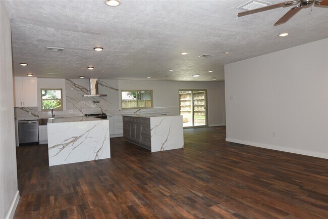 Foto del edificio - 10511 Eddystone Dr
