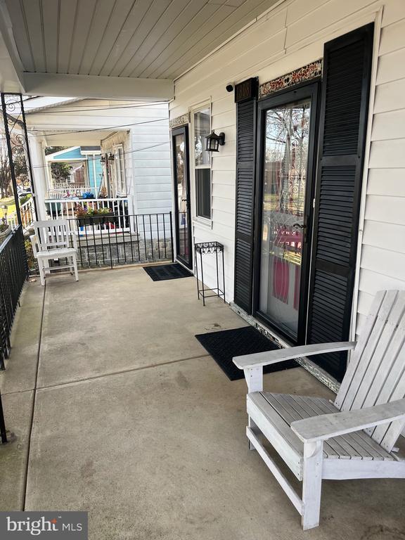 Foto del edificio - 1808 Griffith St