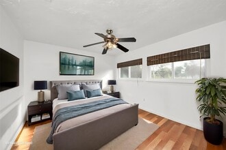 Building Photo - 601 E Castle Harbour Dr