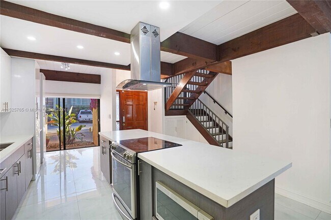 Foto del edificio - 701 E Coco Plum Cir