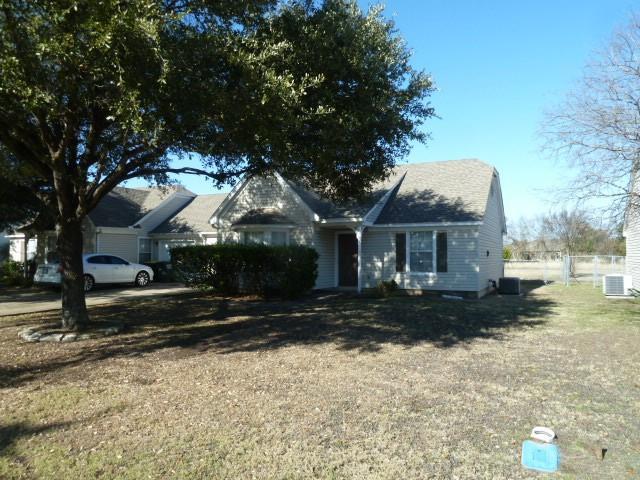 Primary Photo - 208 Mill Creek Dr