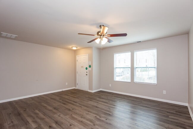 Building Photo - 7228 Cypress Ridge Dr