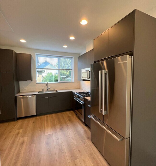 Cocina - 1424 NW 92nd St