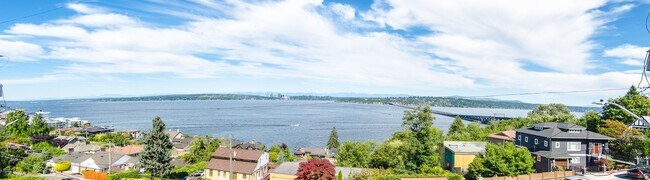 Foto del edificio - 4Bd/3.5Ba Seattle Home