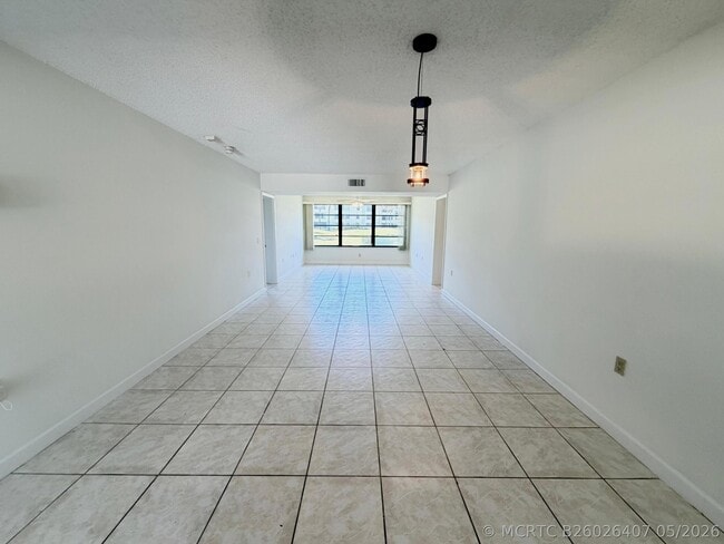 Building Photo - 3511 Village Blvd