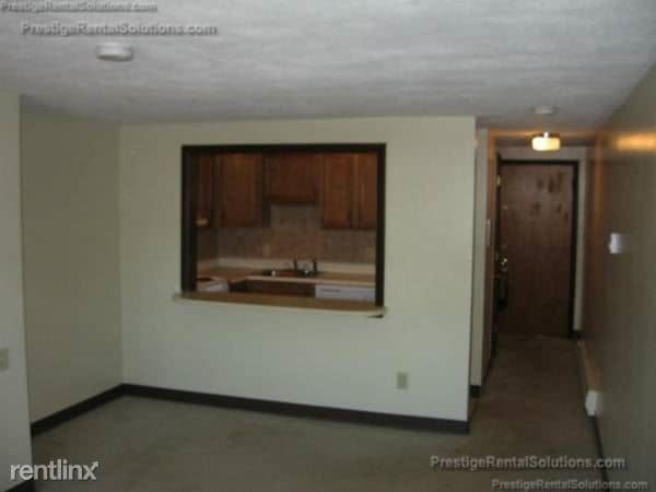 Building Photo - Studio, 1 bath  - 624 Boston Post Rd E #7