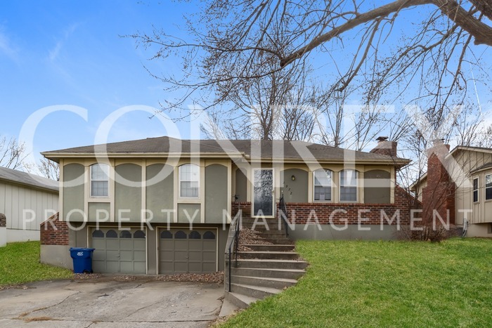 Primary Photo - Stunning 3 Bedroom Raised Ranch in Indepen...