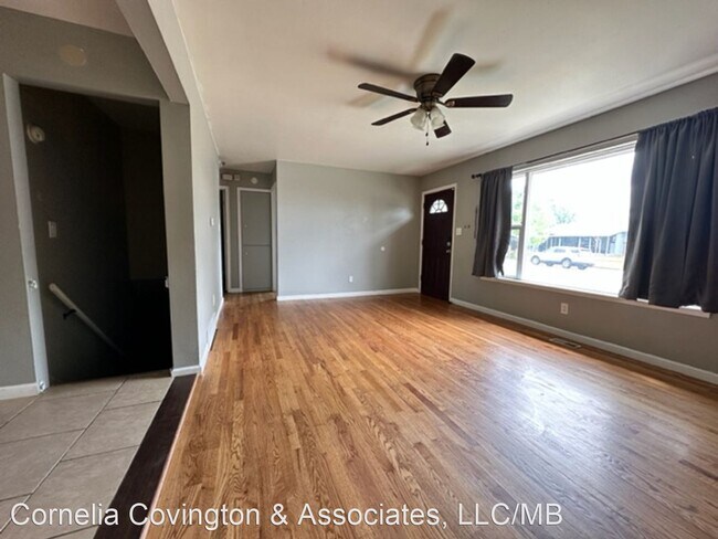 Building Photo - 4 br, 2 bath House - 166 Grinnell St.