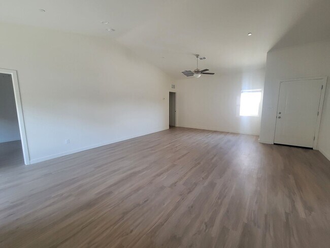 Foto del edificio - 8501 Grandy St