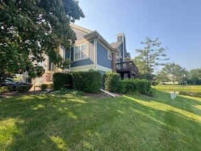 Building Photo - 600 Stone Brook Ct