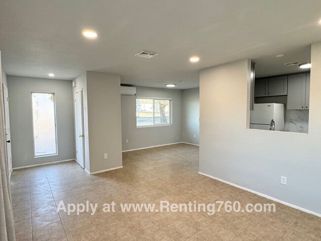 Foto del edificio - Newly Remodeled 2 Bed 1 Bath Near Downtown!