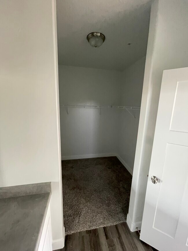 Foto del edificio - H-204