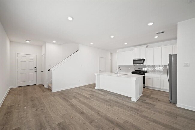 Foto del edificio - 3930 Windy Whisper Dr