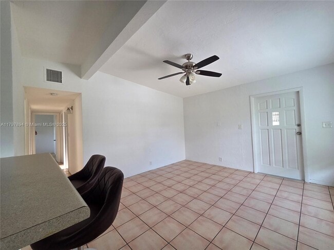 Building Photo - 3464 Frow Ave