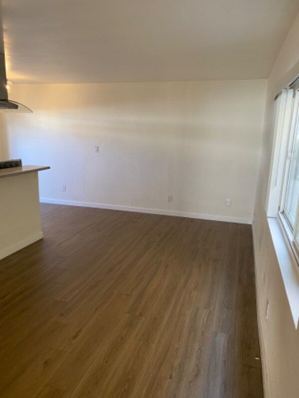 Building Photo - 213 Seal Beach Blvd