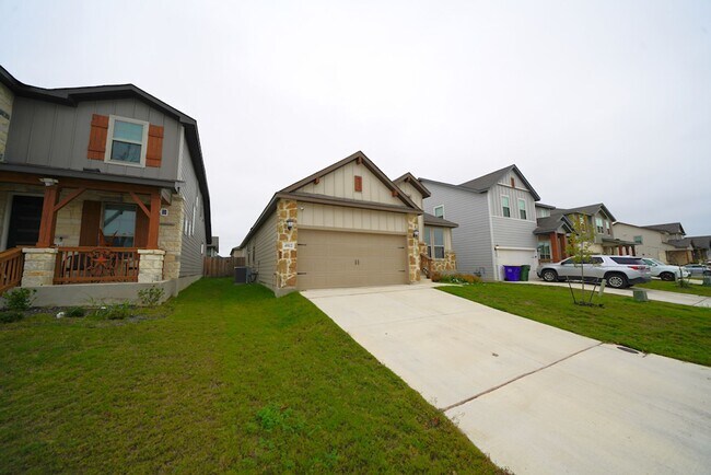 Foto del edificio - Gorgeous First-Time Rental in Saint Hedwig (SCUCISD) Rental Commission: $500