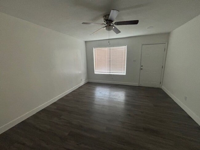 Foto del edificio - 2816 Ashe Rd