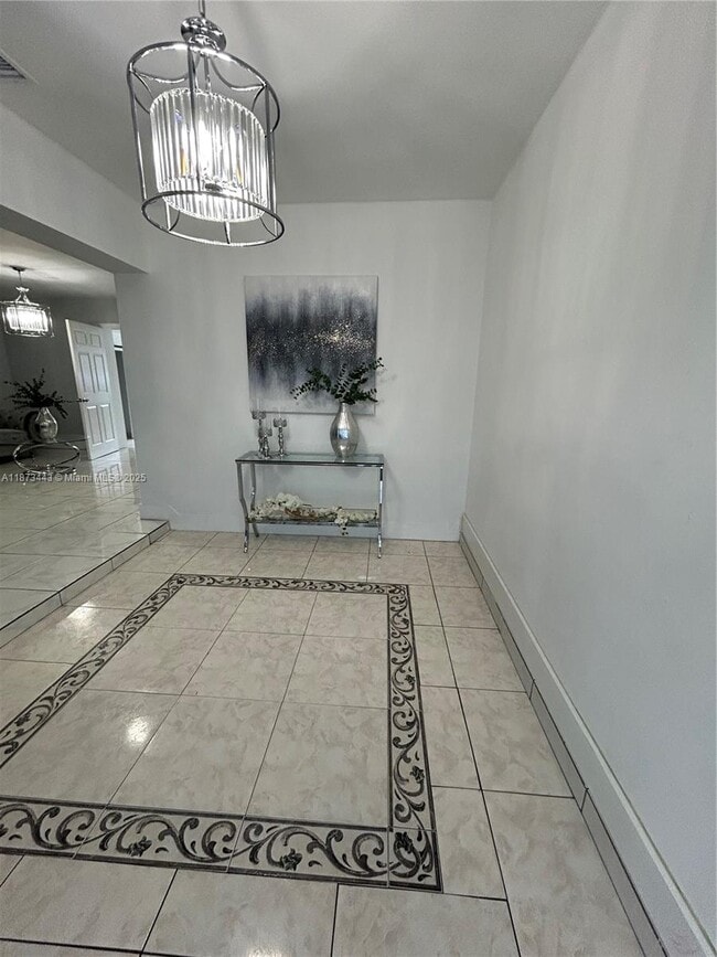Building Photo - 1240 Peri St