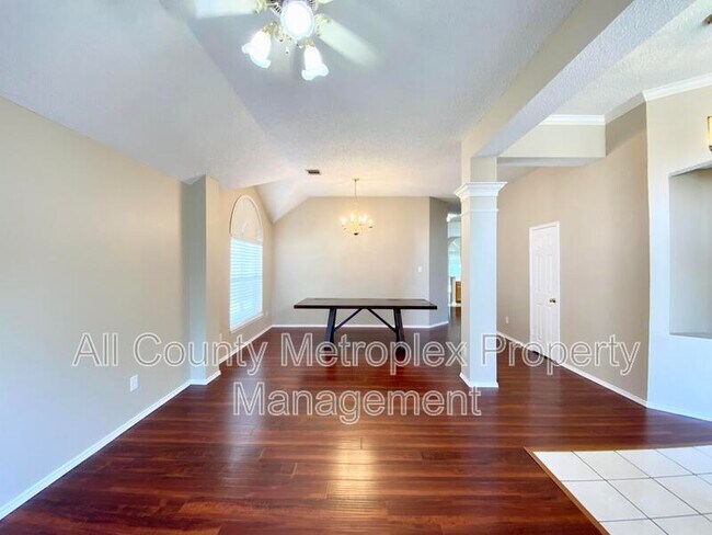 Foto del edificio - 813 Snapdragon Ln