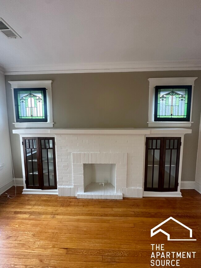 Building Photo - 4936 N Talman Ave