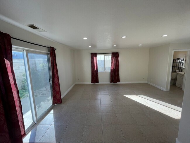 Foto del edificio - 1632 McClelland St