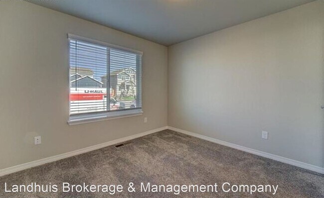 Building Photo - 5 br, 3 bath House - 6594 Lamine Dr.