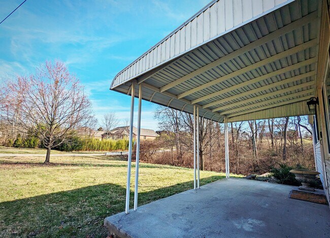 Building Photo - 11281 Swing Rd