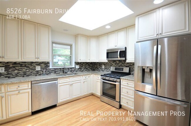 Building Photo - 8526 Fairburn Dr