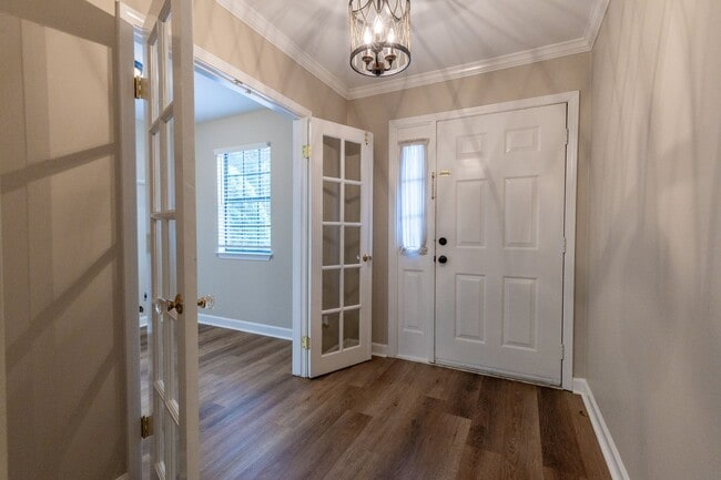 Building Photo - FIRST FULL MONTH FREE! Condominium in Fair...