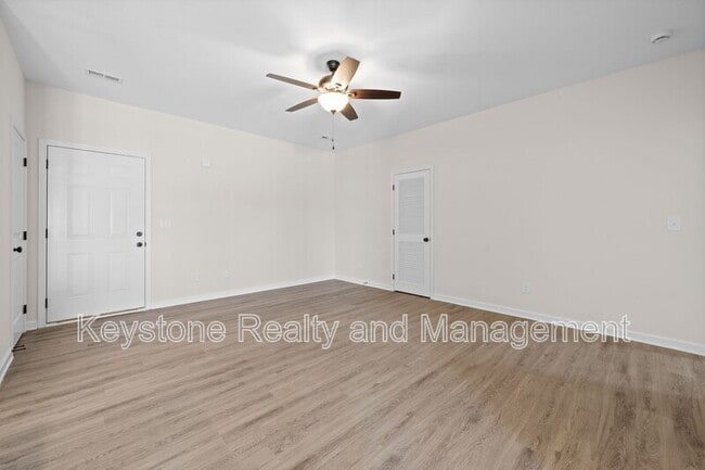 Building Photo - 104-D-104 Millswood Dr