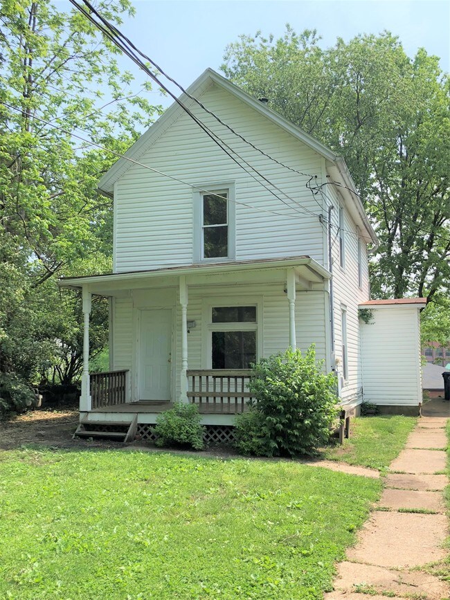 Building Photo - 44S S Shafer St