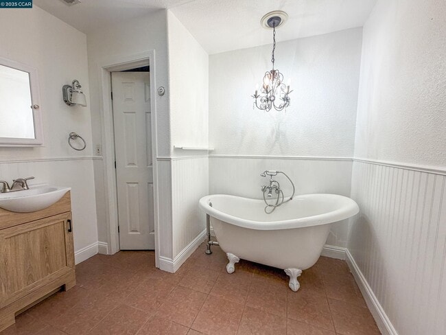 Foto del edificio - 530 Greenmont Dr