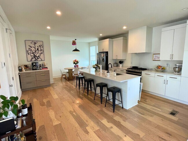 Foto del edificio - 106 Cooper St