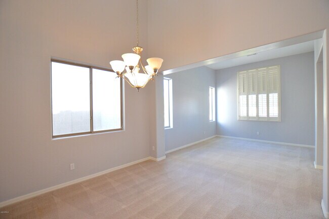 Foto del edificio - 4494 S Cobblestone St