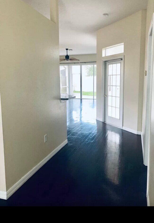 Building Photo - 7805 Brisbane Ct